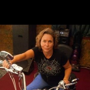 Meet your Posher, Cia